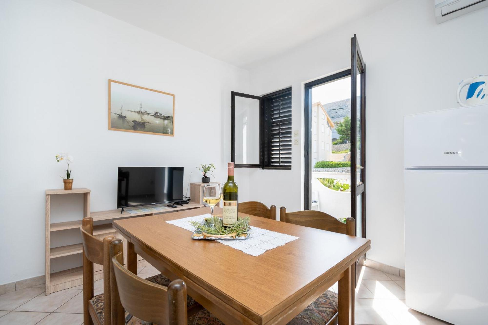 Apartments With A Parking Space Pag - 15765 パグ 部屋 写真