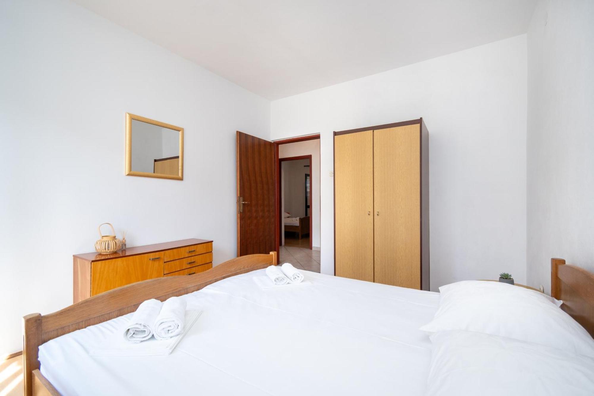 Apartments With A Parking Space Pag - 15765 パグ 部屋 写真